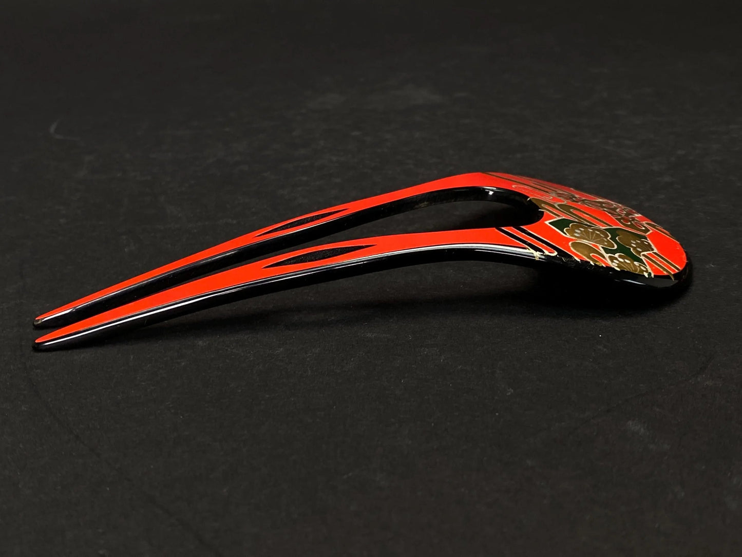 Japanese Kanzashi Kimono Geisha, Red & Black lacquerware hair stick, Tama, Bride Kanzashi, Hair Ornament