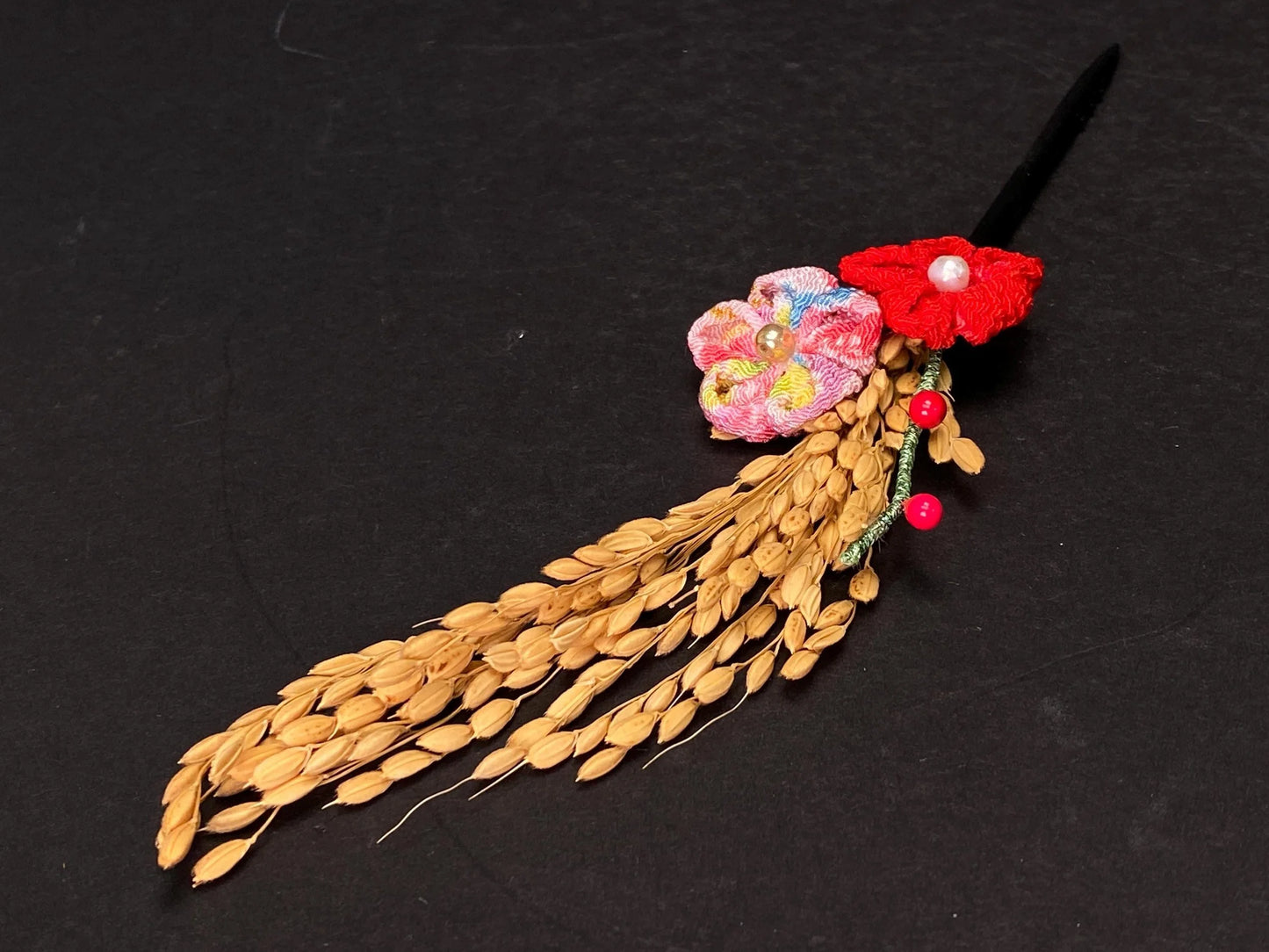 Japanese Kanzashi Kimono Geisha, Red & Black lacquerware hair stick, Tama, Bride Kanzashi, Hair Ornament
