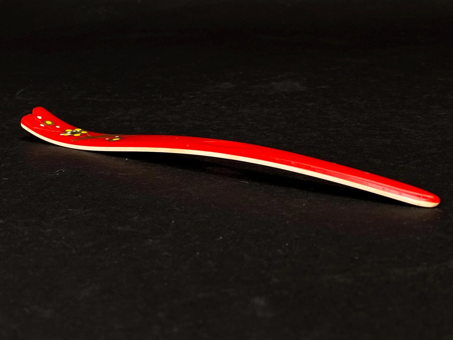 Japanese Kanzashi Kimono Geisha, Red & Black lacquerware hair stick, Tama, Hair Ornament, mother of pearl