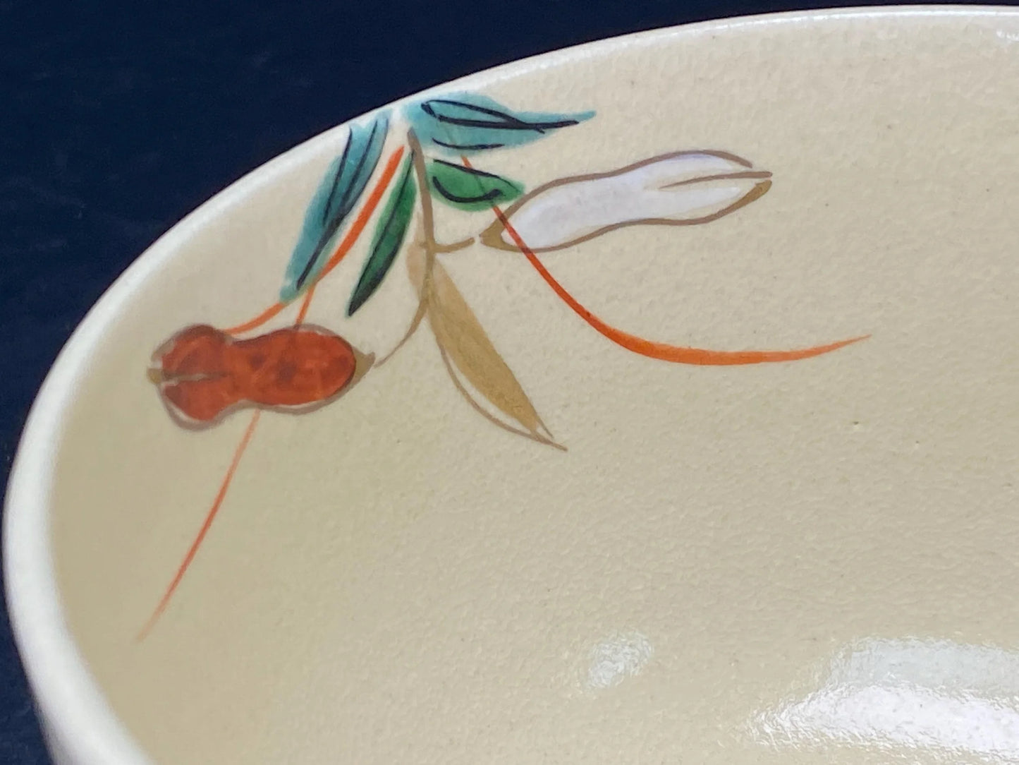 Nippon Kyo yaki ware Chawan, Lily Flower pattern Tea Bowl, Matcha bowl Signed, by Kosen, tea ceremony