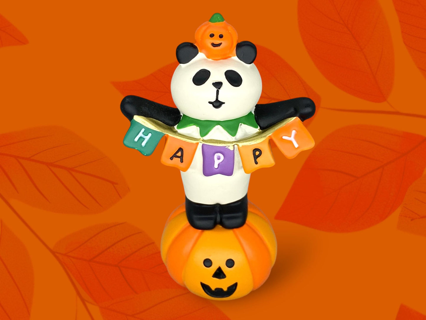 Halloween Pumpkin King Cat Ornament: Japanese Decole Concombre table Decor, black and white cats