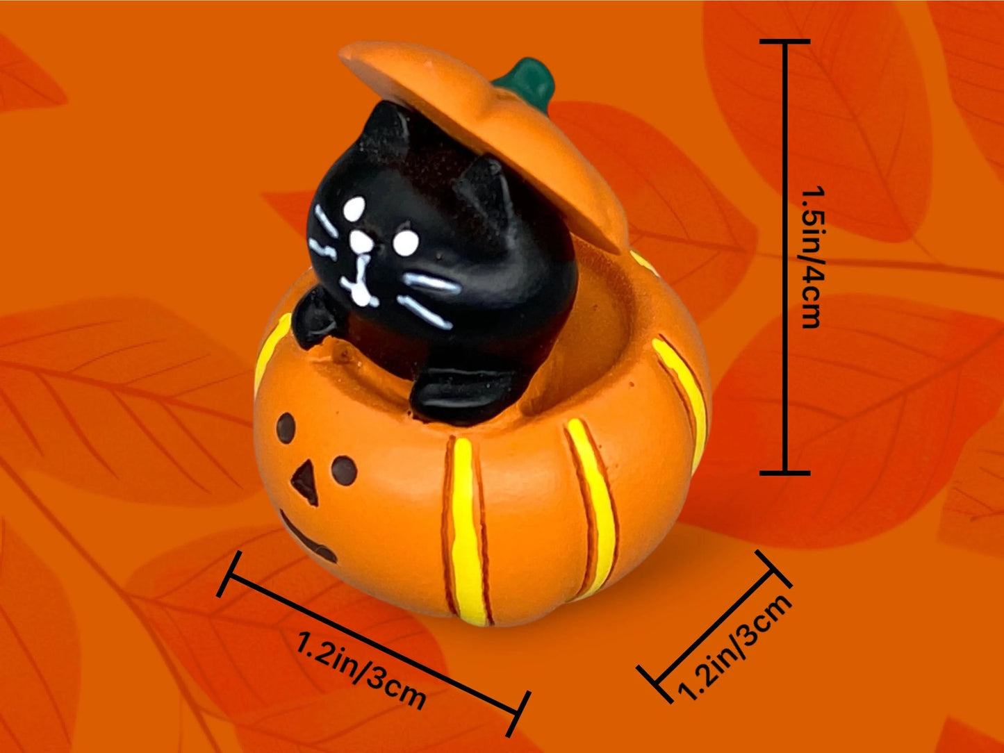 Halloween Pumpkin King Cat Ornament: Japanese Decole Concombre table Decor, black and white cats