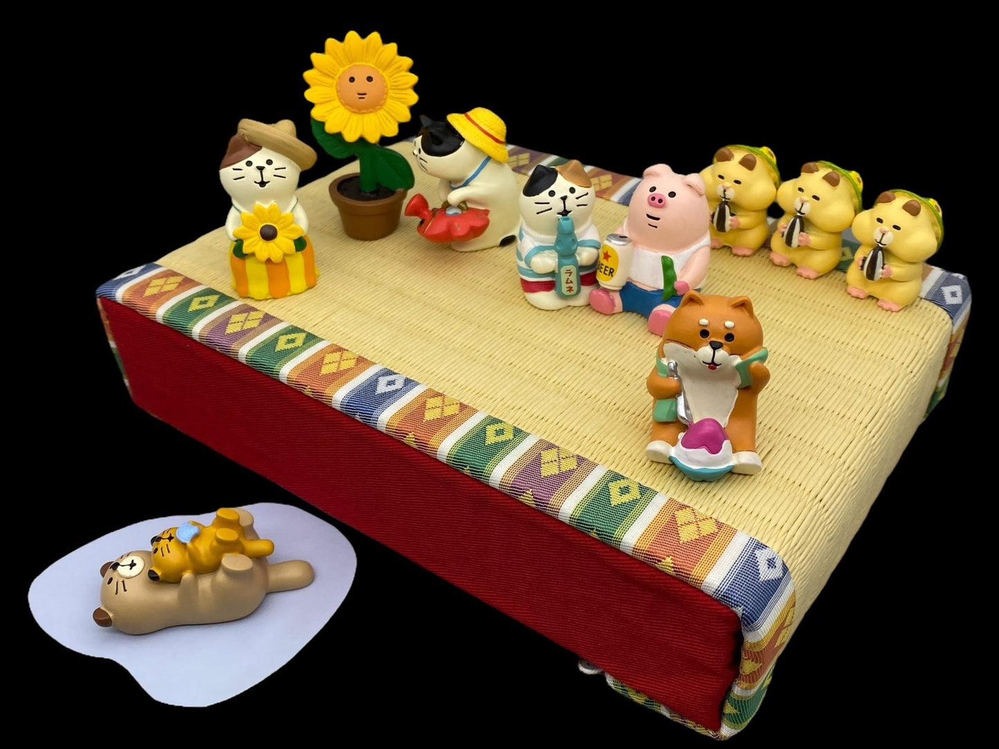 Japanese Decole, Concombre Garden animals, NEW, Maneki Neko, chill garden, animal ornament, Kitten, Dog, Piglet