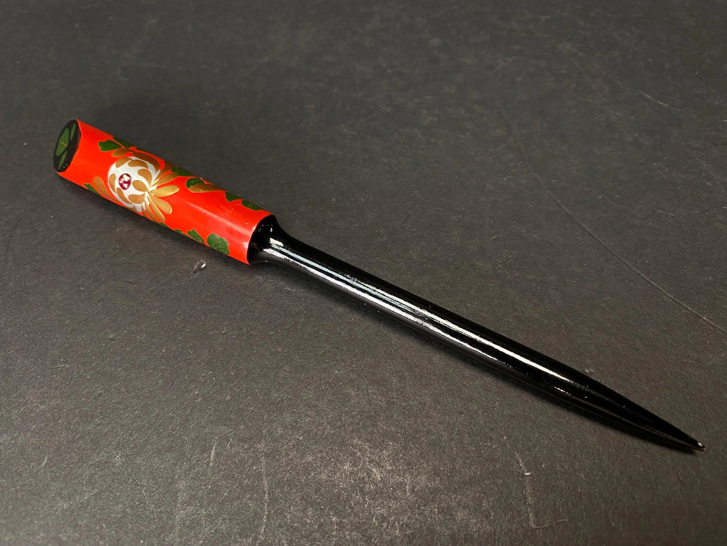 Japanese Kanzashi Kimono Geisha, Red & Black lacquerware hair stick, Tama, Hair Ornament, mother of pearl