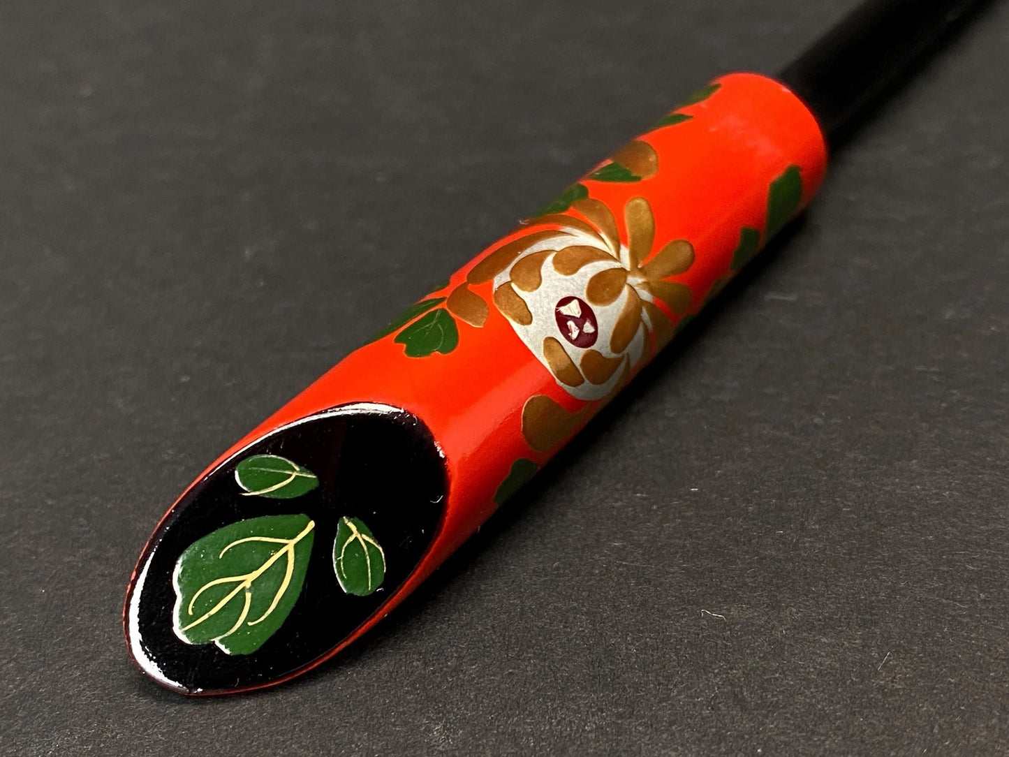 Japanese Kanzashi Kimono Geisha, Red & Black lacquerware hair stick, Tama, Hair Ornament, mother of pearl