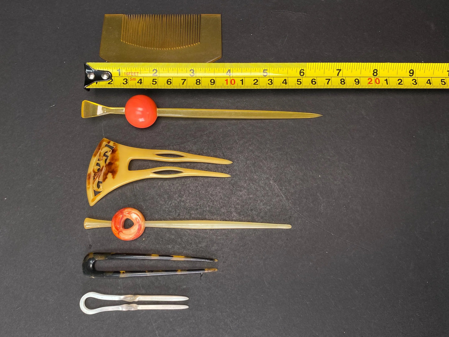 Japanese Kanzashi Kimono Geisha, Yellow & Black lacquerware hair stick, transparent Tama, Kushi Comb, Hair Ornament