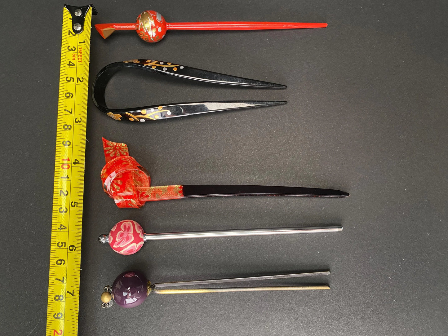 Japan Kanzashi Kimono Geisha, Red & Black hair stick, Metal Tama, Kushi Comb, Hair Ornament