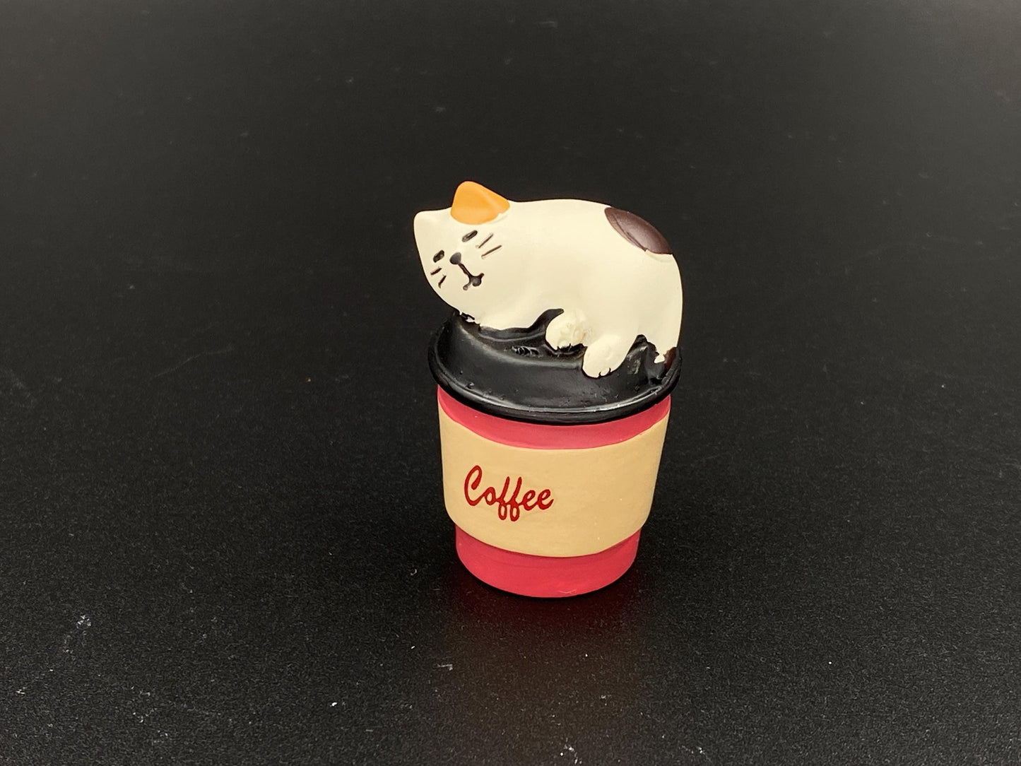 Christmas Cat & Dog Miniatures: Zakka Food Design Figurines, Decole Style