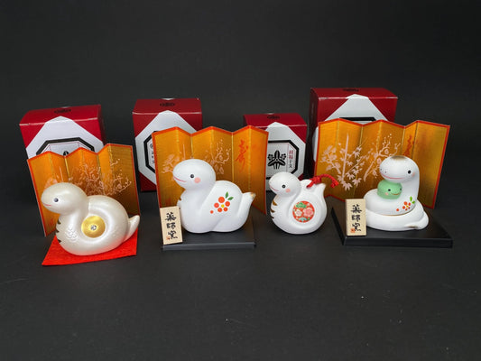 Japanese Zodiac Snake, Yakushi Ceramic Desktop Ornament, Cute Snake Figurine, ETO 2025 Year of snake, Home Decor