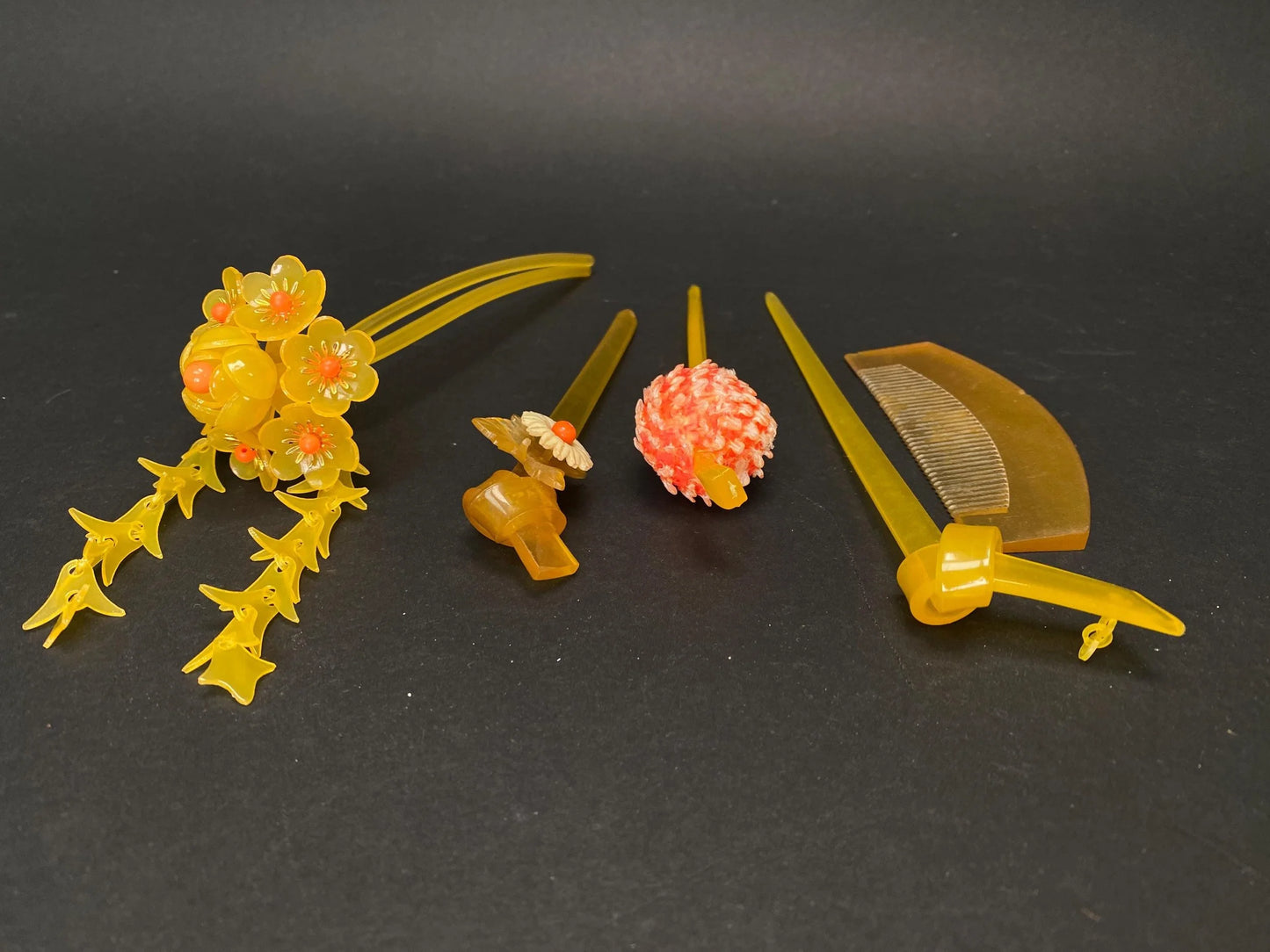 Japan Kanzashi Kimono Geisha, Unique Yellow lacquerware hair stick, transparent Tama, Kushi Comb, Hair Ornament