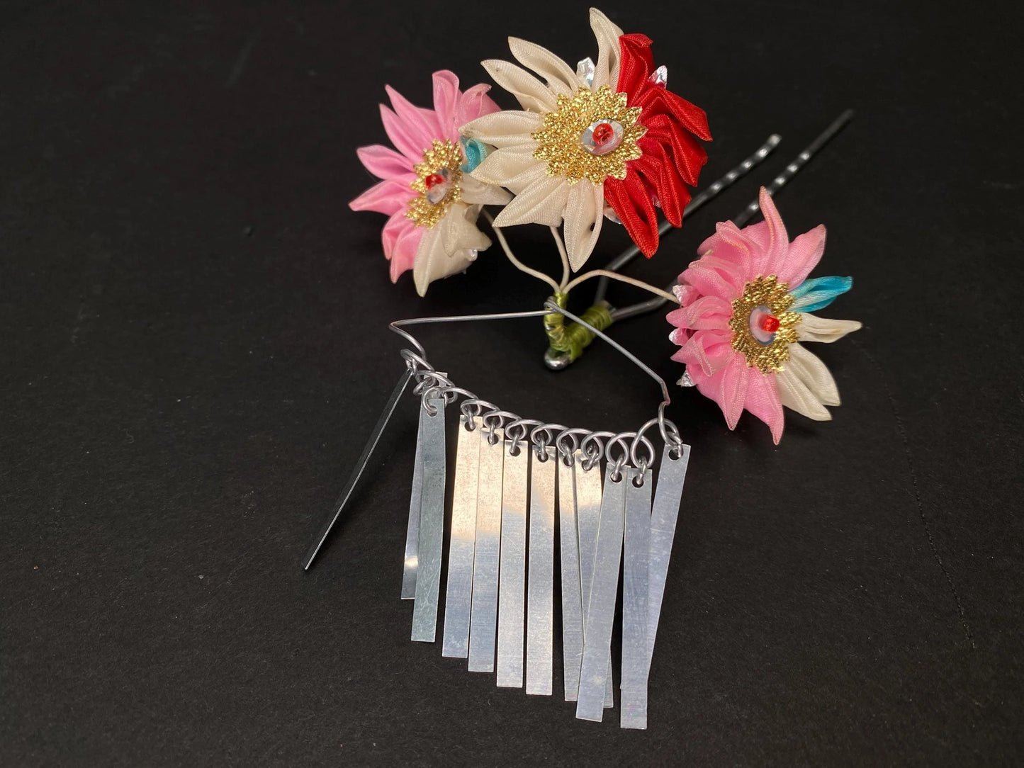Japanese Kanzashi Kimono Geisha, Red &gold Traditional Floral Tsumami Kanzashi for Kimono, Yukata, Geisha, Festival