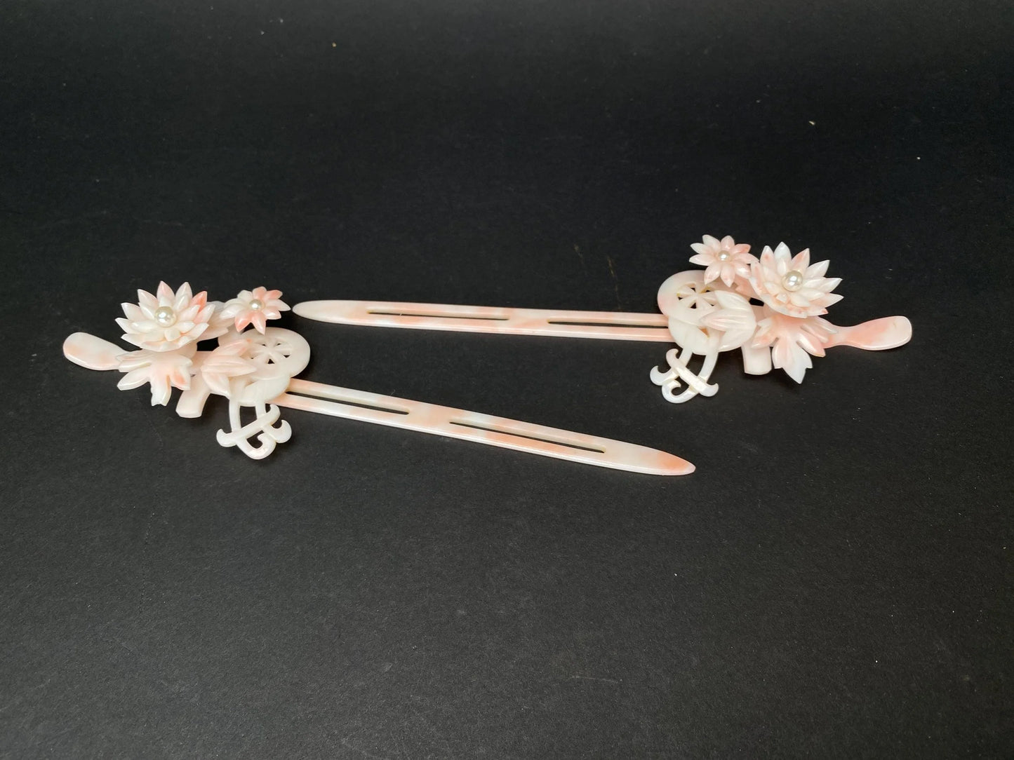 Pink Yumi Katsura Kanzashi Set：Rare Floral Kimono Hair Ornaments with luxury box