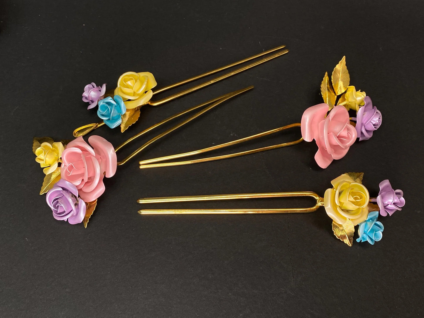 Japanese Kanzashi floral metal Hairpin Set of 9: Japanese Bridal Roses, Pink & Blue Kimono Geisha in luxury box