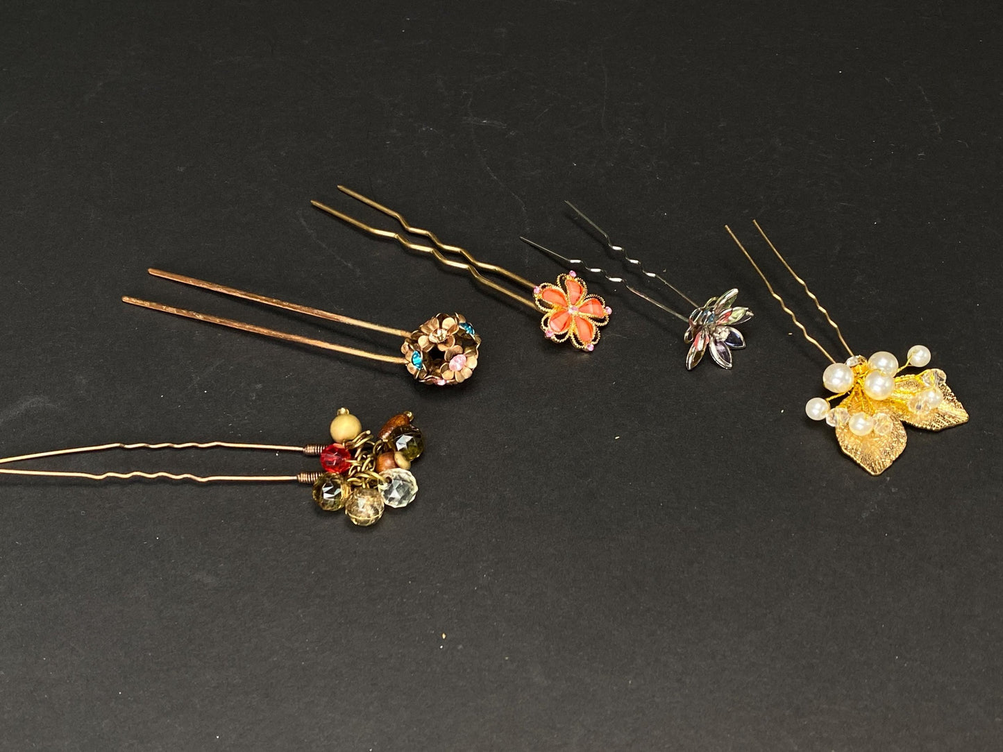 Japan Kanzashi Kimono Geisha, Kanzashi Hairpin with Beads, Floral Wreath, Multicolor Petal Crystal Flower, Gold Leaves