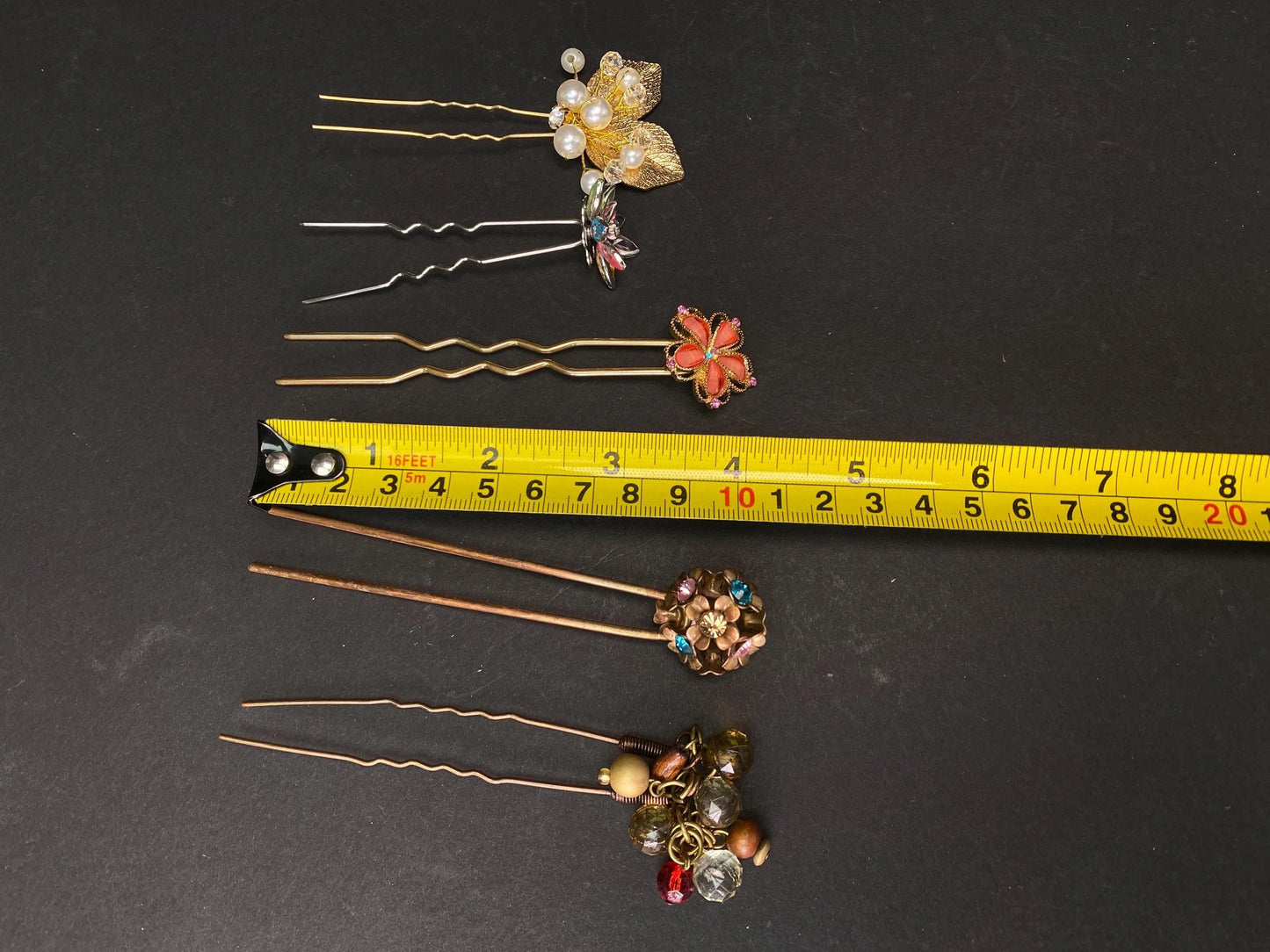 Japan Kanzashi Kimono Geisha, Kanzashi Hairpin with Beads, Floral Wreath, Multicolor Petal Crystal Flower, Gold Leaves