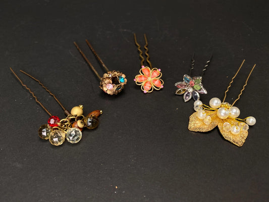 Japan Kanzashi Kimono Geisha, Kanzashi Hairpin with Beads, Floral Wreath, Multicolor Petal Crystal Flower, Gold Leaves