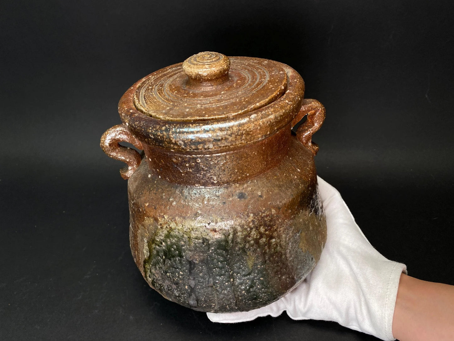 Bizen ware yaki Ikebana Container Art Pottery signed, Japanese Wabi Sabi lidded pot with handle, hand crafted Bizen Ceramic Storage Jar！