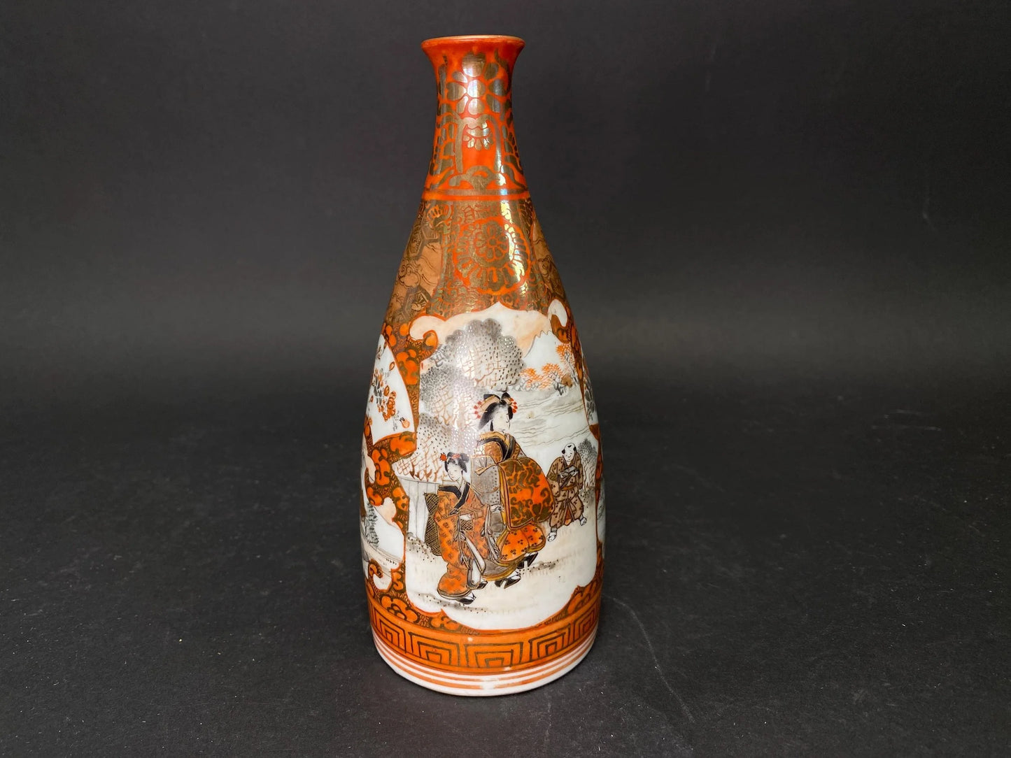 Antique Japanese Kutani Nishino Sake Bottle satsuma style Porcelain Tokkuri signed, Red & Gold Figurative collectible kutani sake bottle