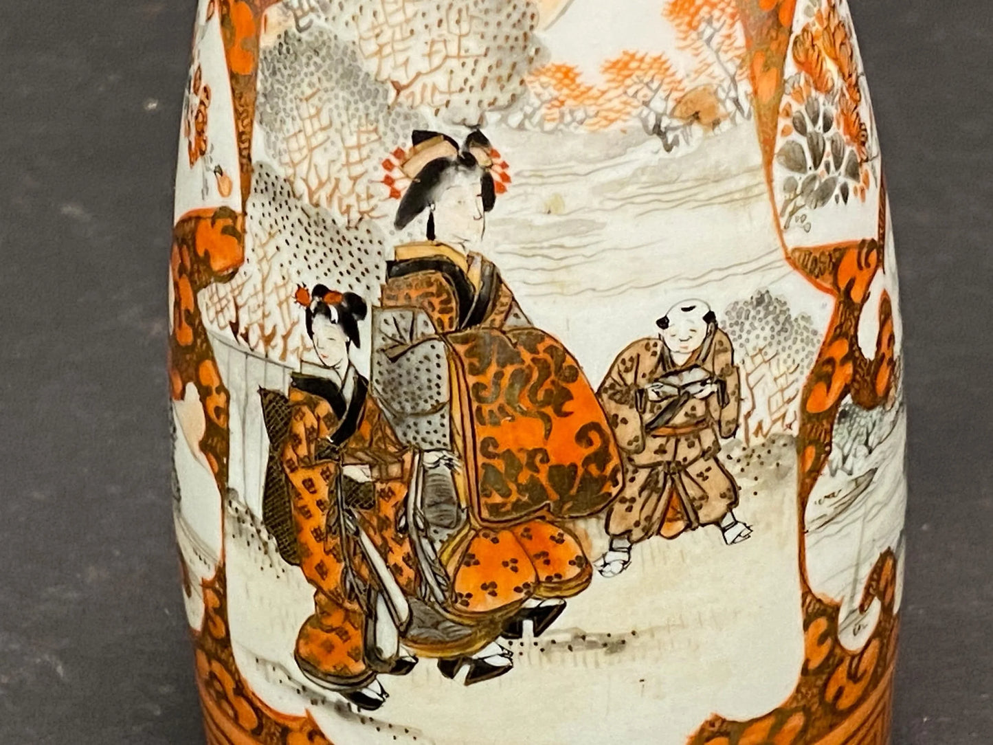 Antique Japanese Kutani Nishino Sake Bottle satsuma style Porcelain Tokkuri signed, Red & Gold Figurative collectible kutani sake bottle