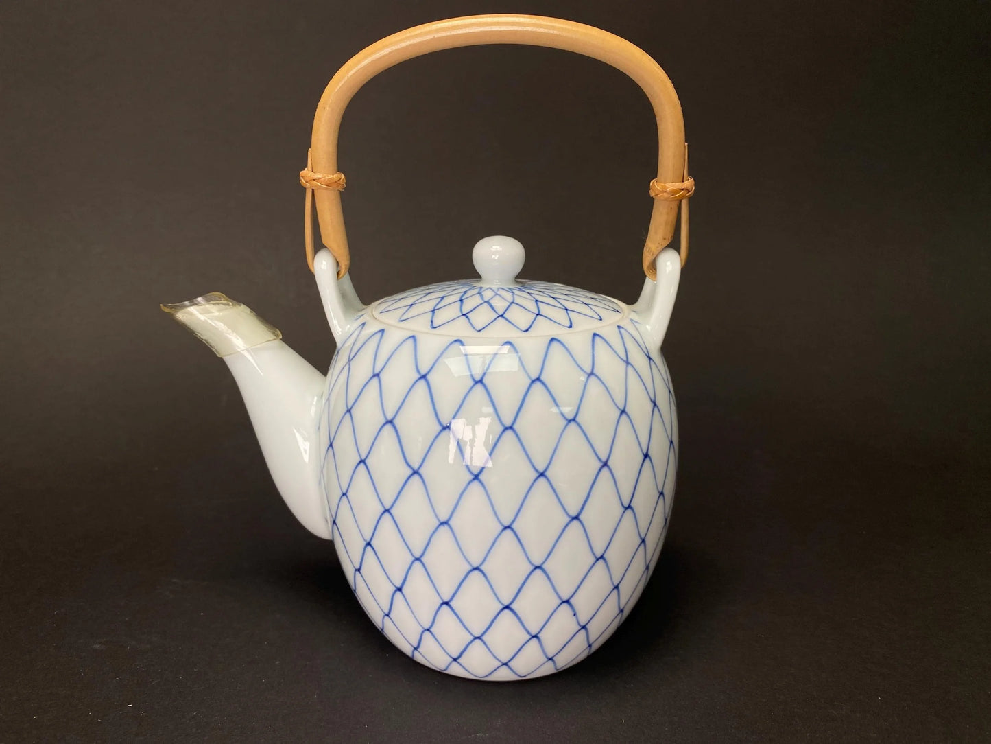 Blue Net Pattern Mino yaki Tea Set in luxury wooden gift box: Vintage Japanese Porcelain Kyusu Teapot and 5 Cups Handmade by Izumi！