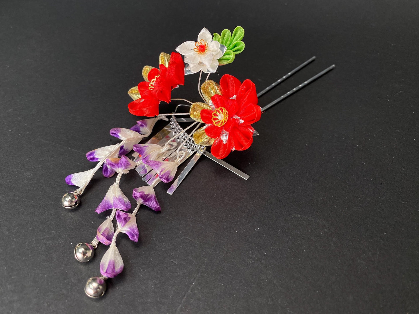 Kanzashi Geisha Hair Pin with tassel Ornaments Accessories: Hair ornament for halloween cosplay, wedding Kanzashi, Made in Japan, Unused vtg