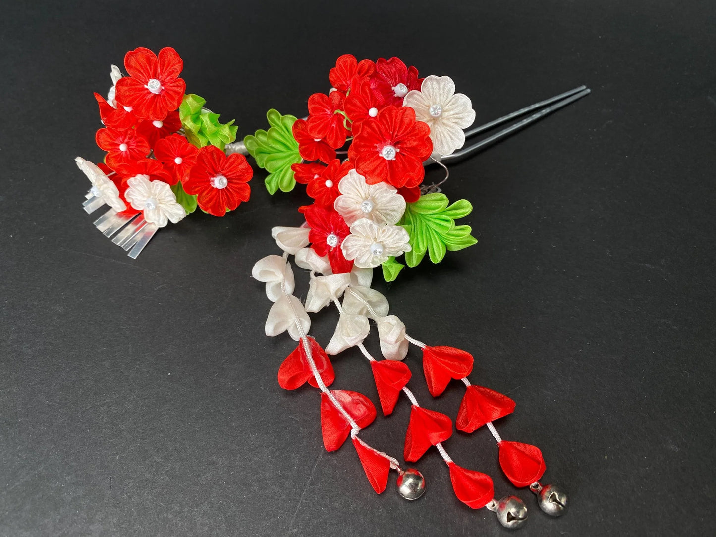 Kanzashi Geisha Hair Pin with tassel Ornaments Accessories: Hair ornament for halloween cosplay, wedding Kanzashi, Made in Japan, Unused vtg