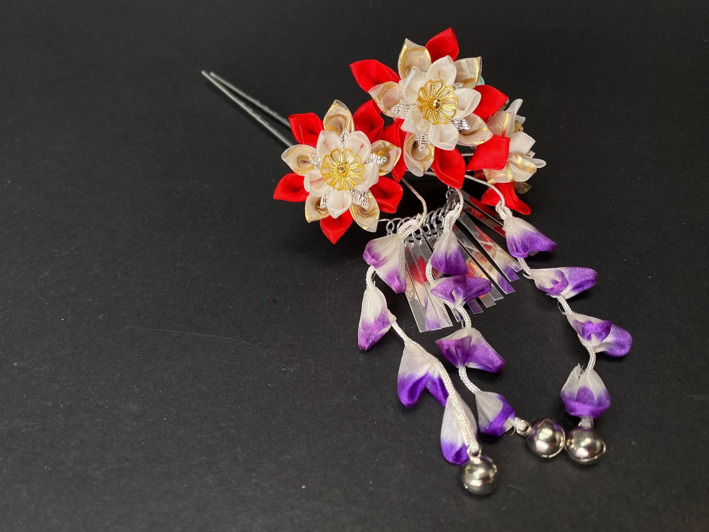 Kanzashi Geisha Hair Pin with tassel Ornaments Accessories: Hair ornament for halloween cosplay, wedding Kanzashi, Made in Japan, Unused vtg