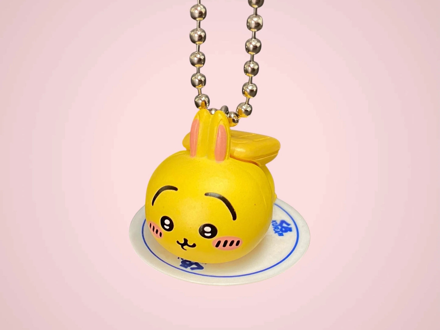 Chiikawa x Kura Sushi Figure Keychain Secret Mascot Blind Box: Novelty Capsule Toy Set Bikurapon japan