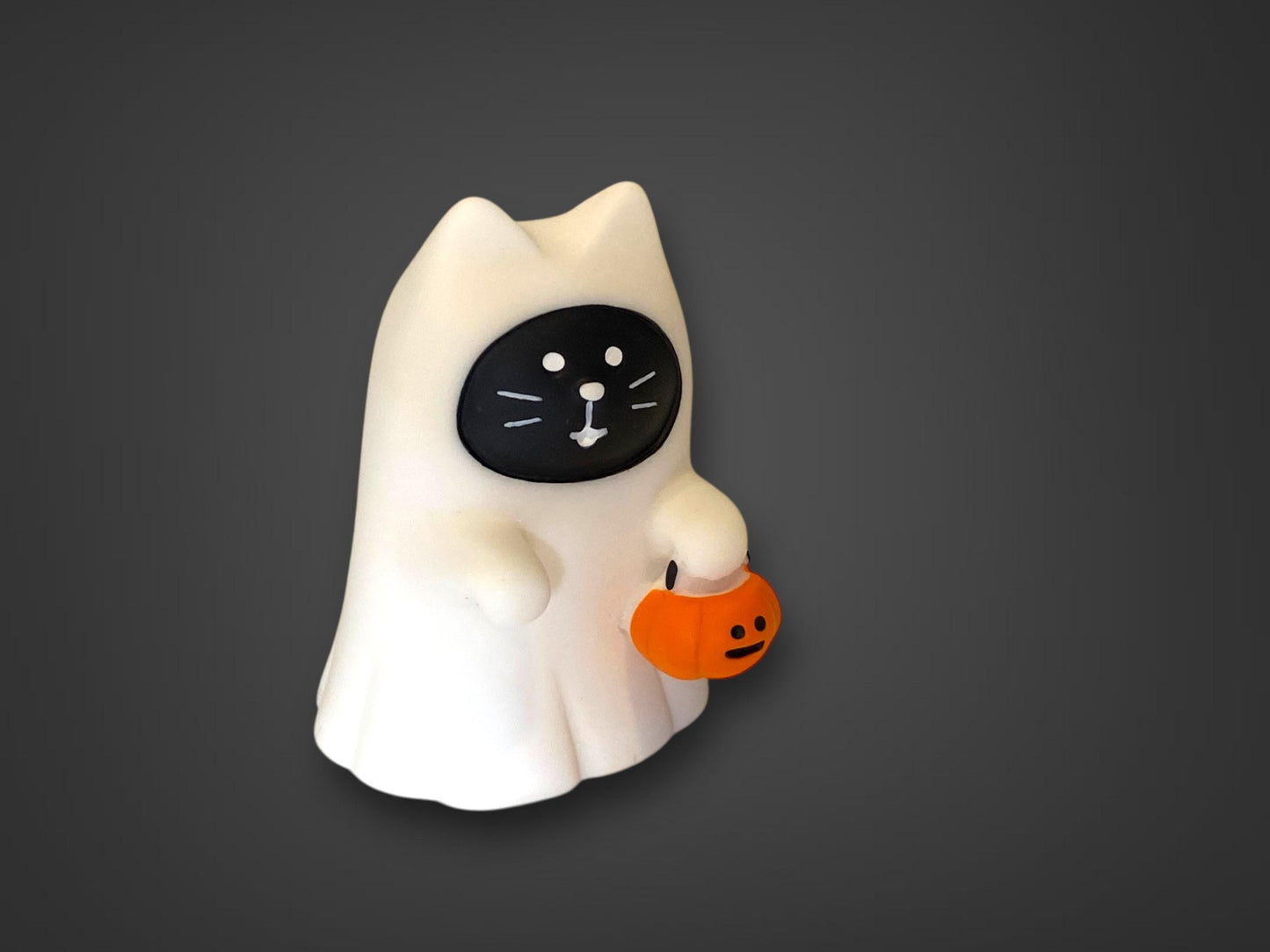 Japanese Halloween Cat Ornament: Pumpkin Mini Scene Table Decor