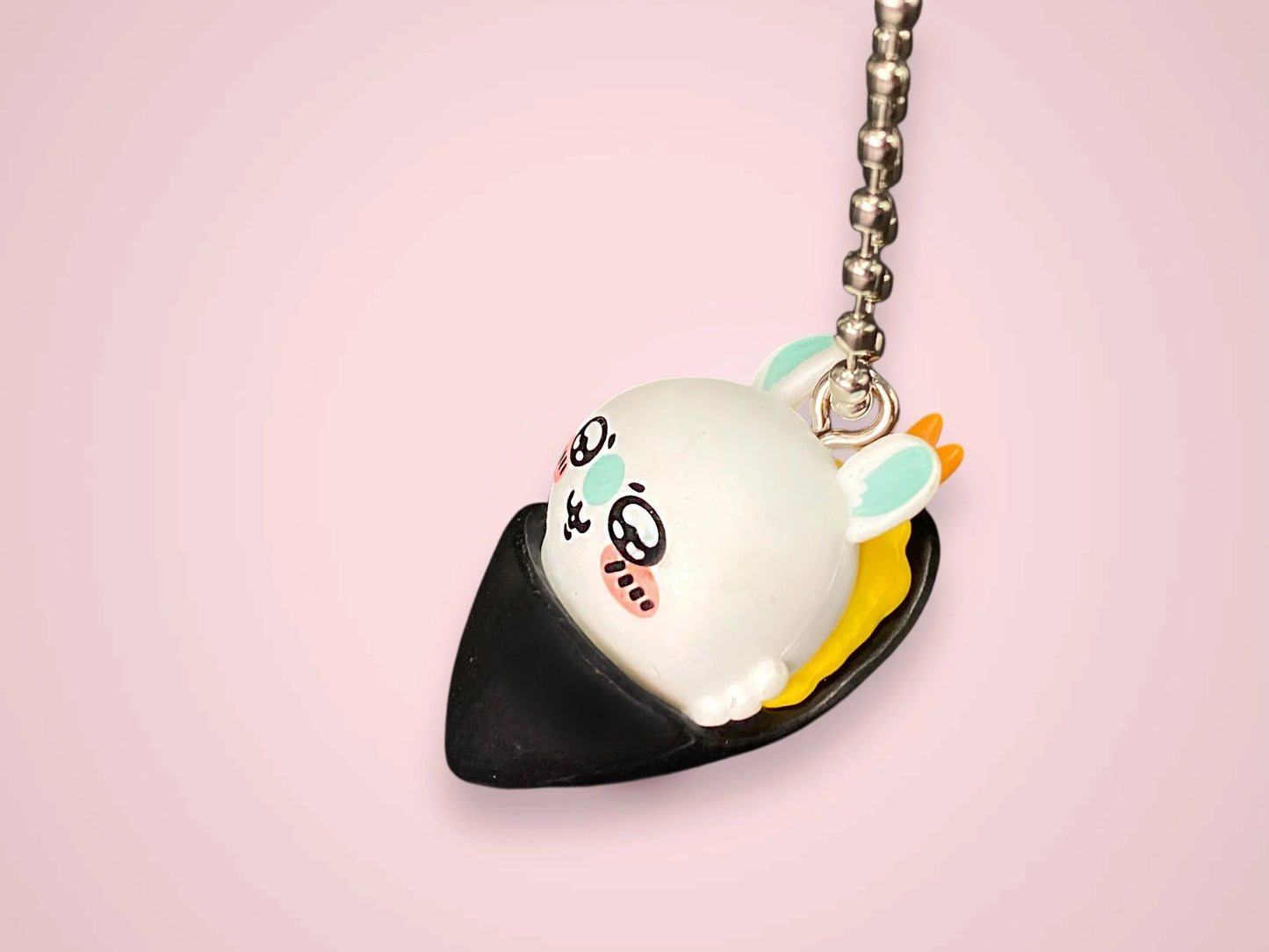 Chiikawa x Kura Sushi Figure Keychain Secret Mascot Blind Box: Novelty Capsule Toy Set Bikurapon japan