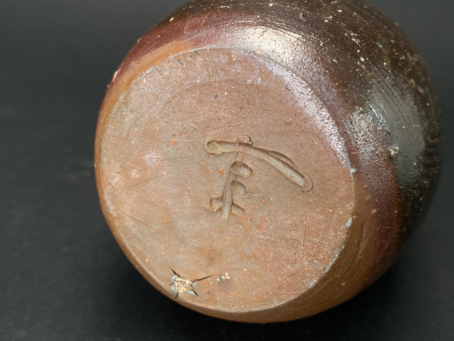 Antique Bizen yaki Ikebana Vase Signed Japanese Pottery Kaki: Wabi Sabi Art Pottery with Tomobako co-Box