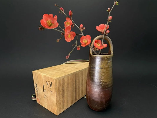 Antique Bizen yaki Ikebana Vase Signed Japanese Pottery Kaki: Wabi Sabi Art Pottery with Tomobako co-Box