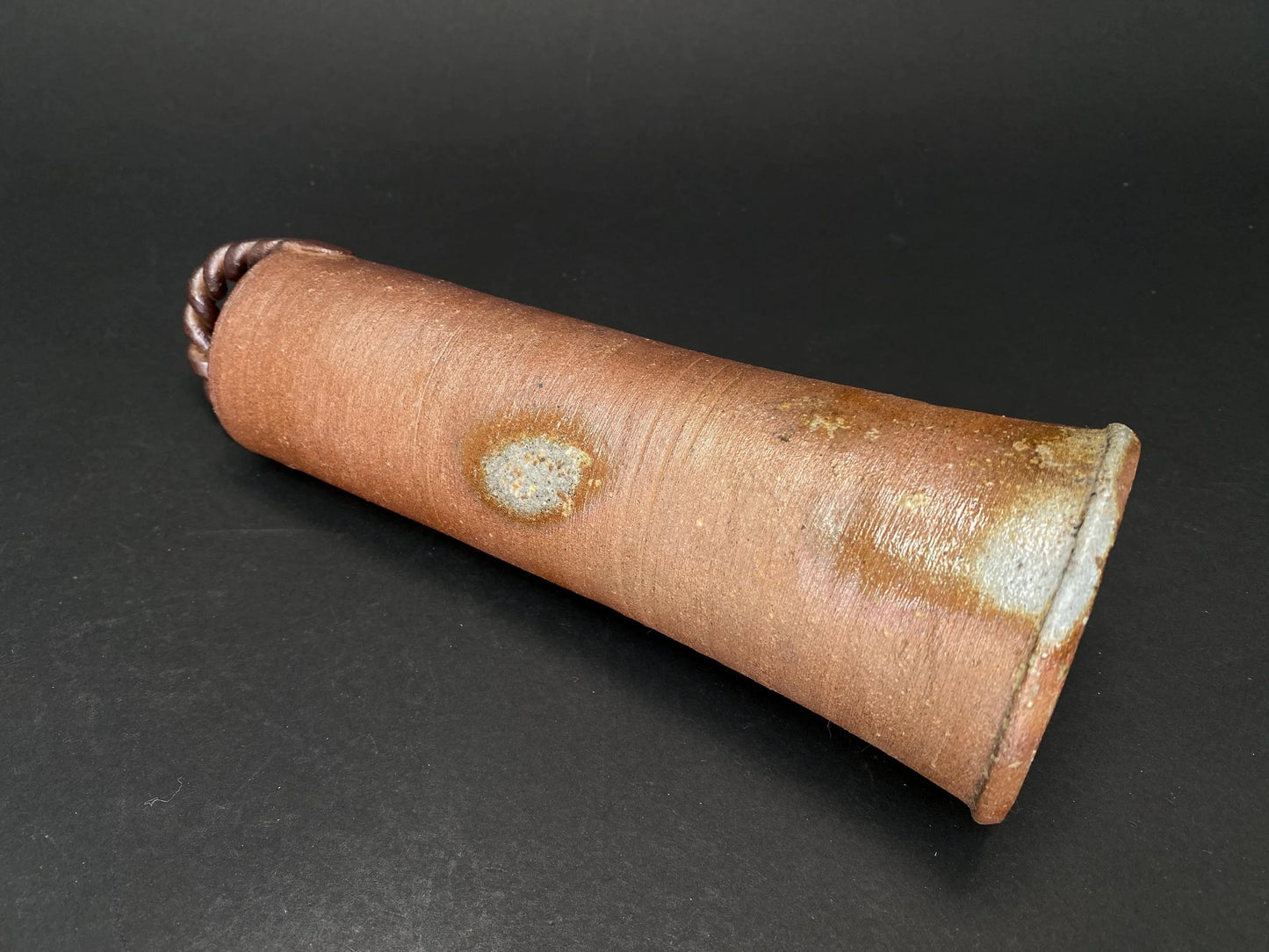 Bizen Ware Ikebana Vase Signed Japanese Pottery Kaki: Wabi Sabi Art Pottery Flower Twist Holder with Tomobako co-Box！