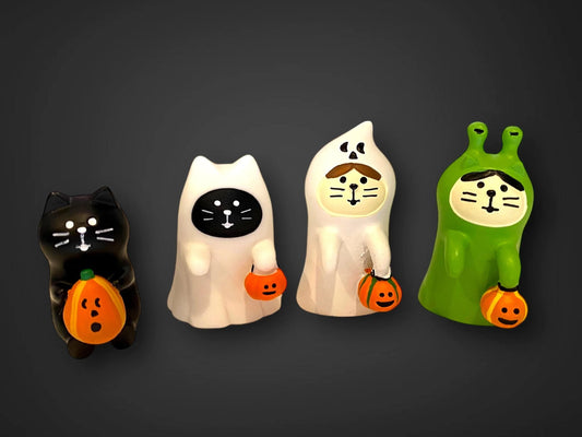 Japanese Halloween Cat Ornament: Pumpkin Mini Scene Table Decor