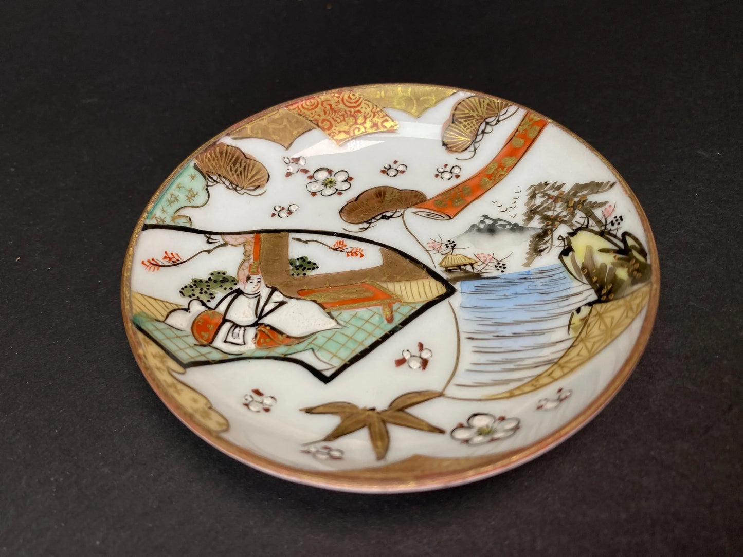 Antique Kutani Ware Plates Meiji Period: Japanese Porcelain Hand Painted Sauce Dish with Gilt Accents