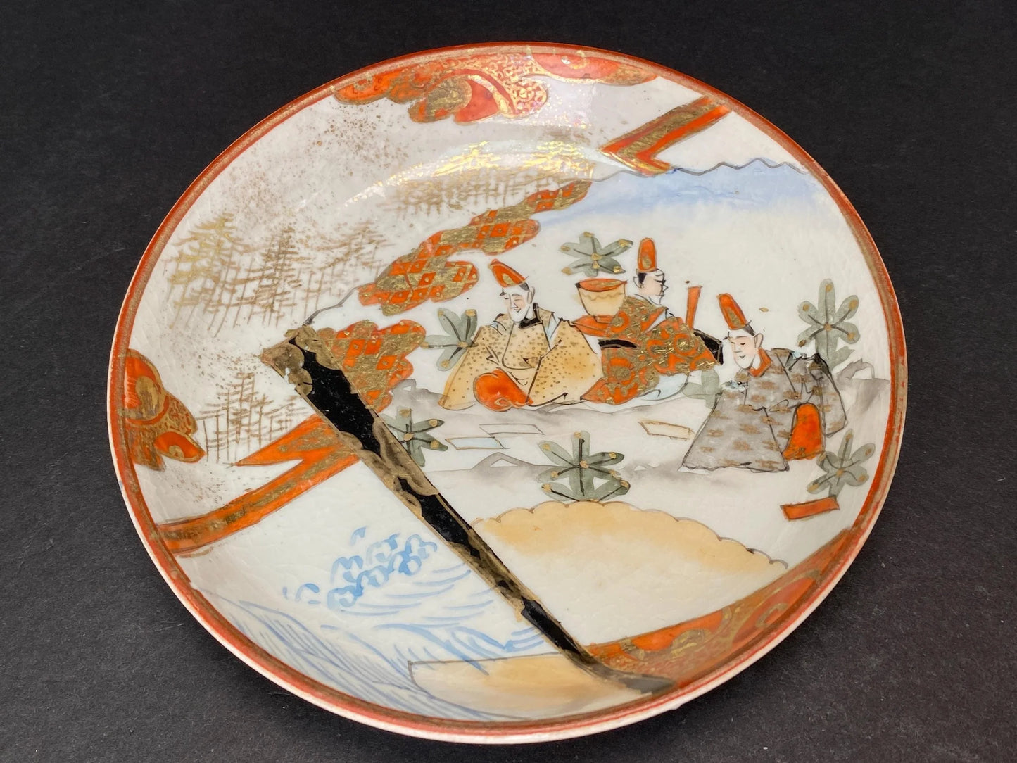 Antique Kutani Ware Plates Meiji Period: Japanese Porcelain Hand Painted Sauce Dish with Gilt Accents
