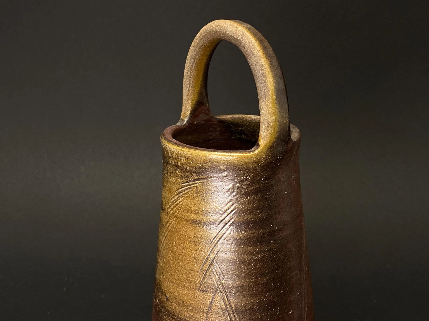 Antique Bizen yaki Ikebana Vase Signed Japanese Pottery Kaki: Wabi Sabi Art Pottery with Tomobako co-Box
