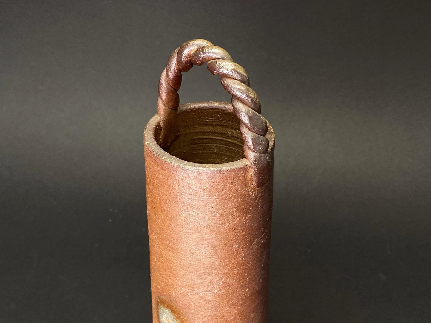 Bizen Ware Ikebana Vase Signed Japanese Pottery Kaki: Wabi Sabi Art Pottery Flower Twist Holder with Tomobako co-Box！