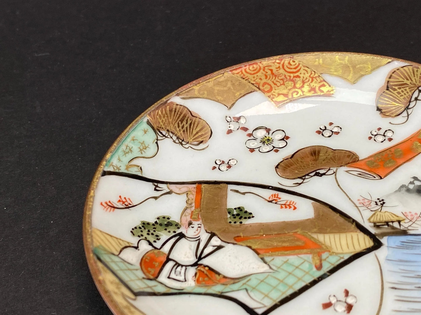 Antique Kutani Ware Plates Meiji Period: Japanese Porcelain Hand Painted Sauce Dish with Gilt Accents