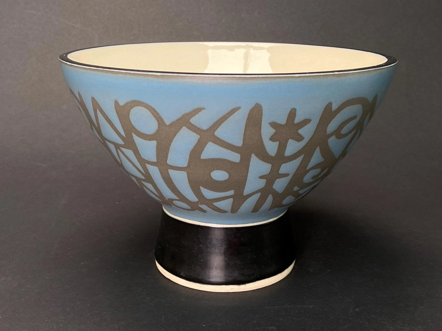 Japanese Tosen Takadai Planter Footed Bowl Signed Tosen：Blue Geometric Sgraffito Pottery, Dia 8" Ceramic Compote, Modern Decor Centerpiece