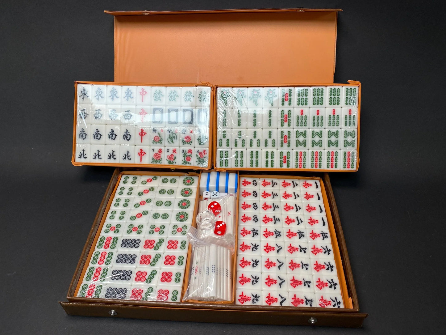 Japanese Riichi MVC Mahjong Set 28mm NOS big