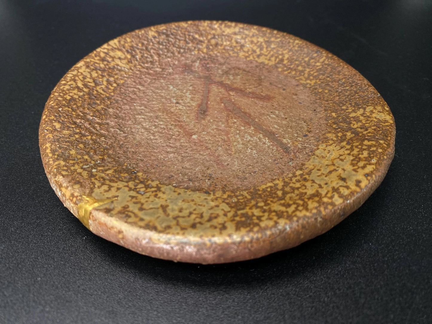 Kintsugi Bizen ware dish signed, Japanese real gold repaired Art pottery,  Dia 8.25", Wabi Sabi, round Trinket