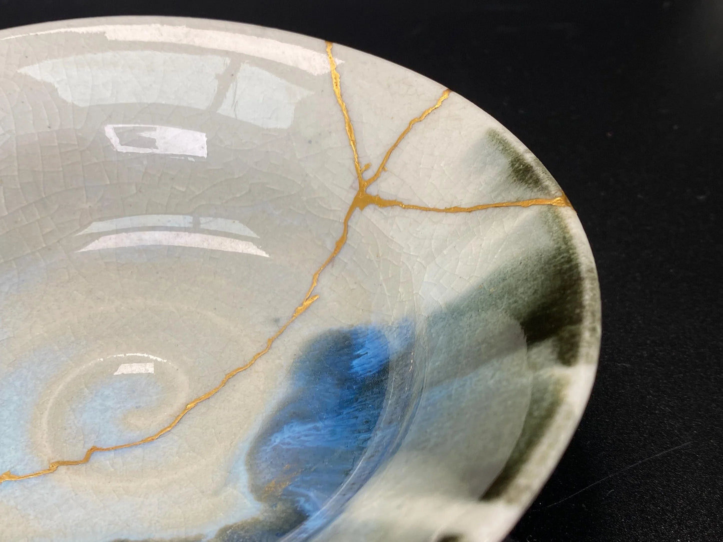 Kageyama Kintsugi Chawan Tea Bowl, Japanese Ceramic Matcha, 24K Gold Repaired Pottery, Vintage Art
