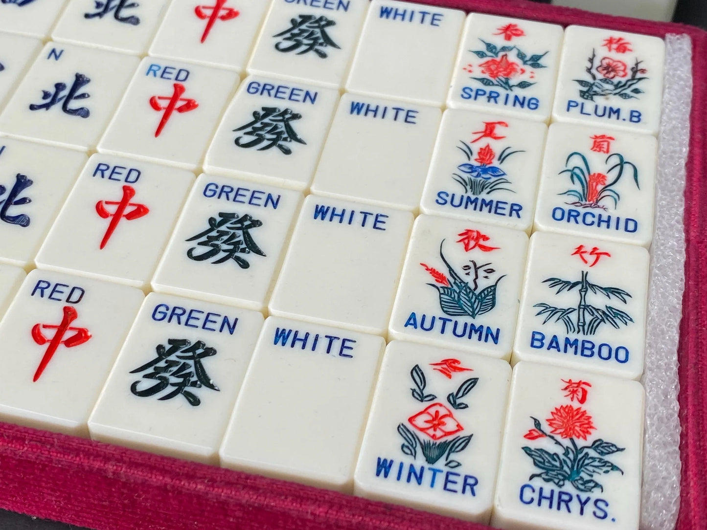 Mah Jong & Bamboo Back Japanese Mahjong Set, RARE English Numbers Letters, Showa Era Mah Jong 148 Tiles, Portable Blue velvet case