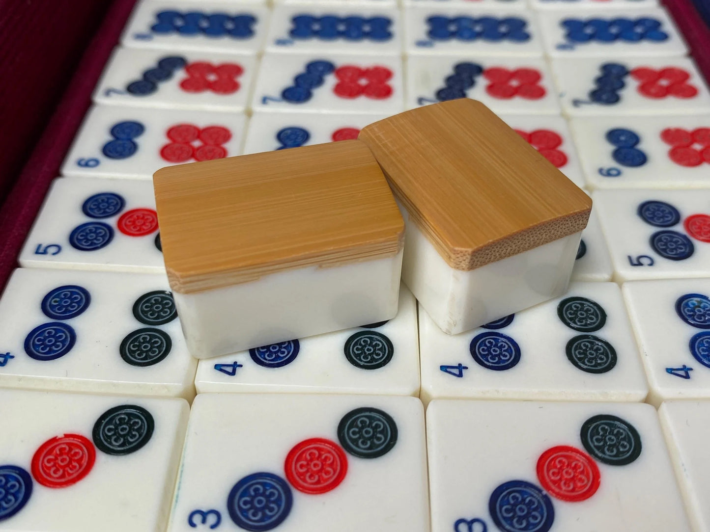 Mah Jong & Bamboo Back Japanese Mahjong Set, RARE English Numbers Letters, Showa Era Mah Jong 148 Tiles, Portable Blue velvet case