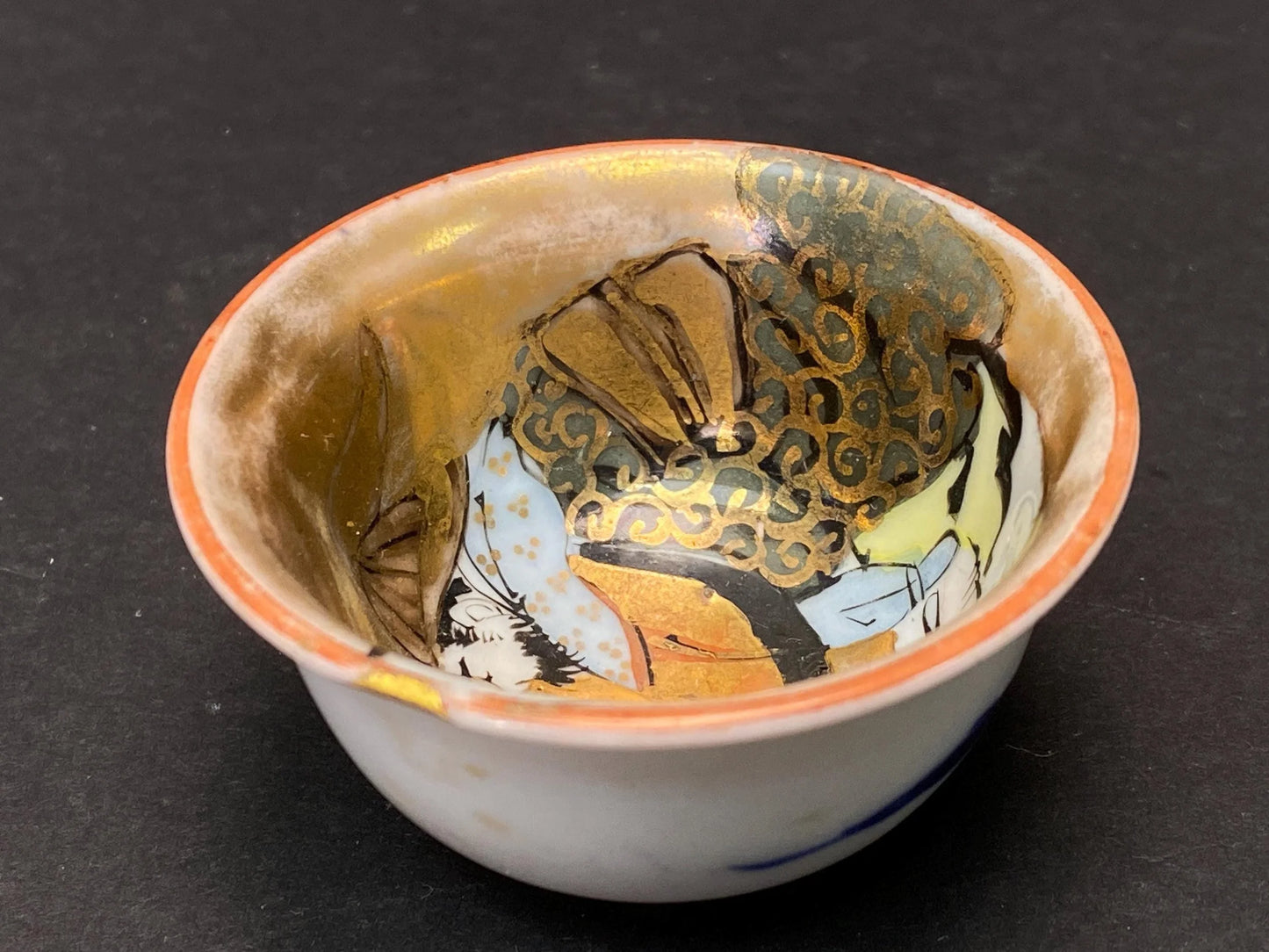 Kutani Sake Cup Kintsugi, Japanese Style Repair Technique, Vintage Yunomi Tea Cup, Hand Painted Ceramic, Gold Kintsugi Pottery, Zen Gift