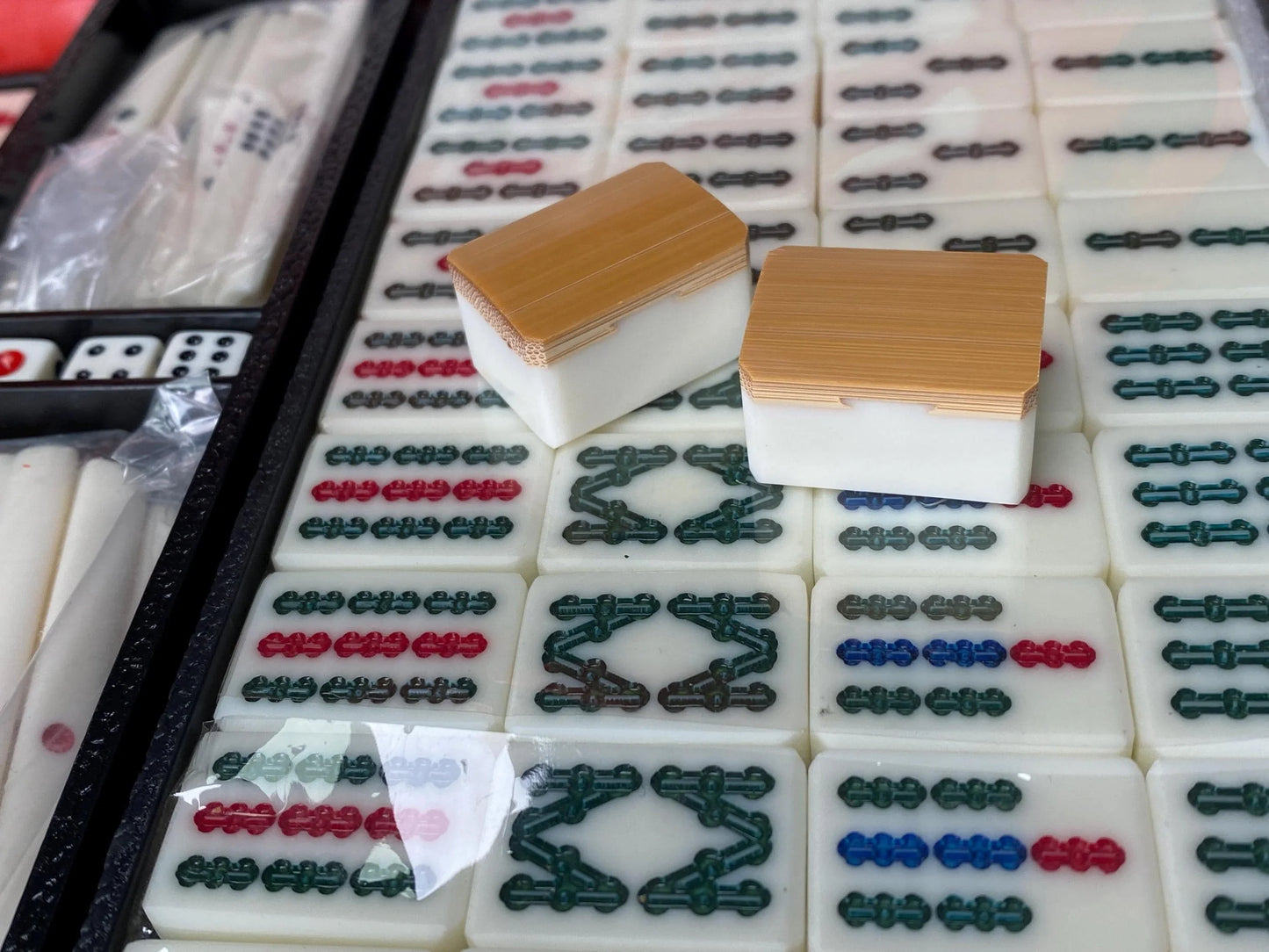 Showa Era Japanese Mahjong Set Bamboo Back
