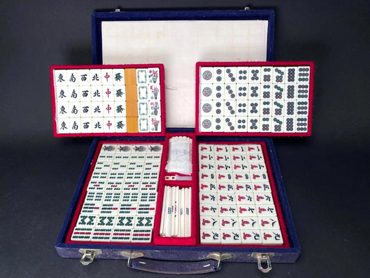 Antique Japanese Bamboo Mahjong, Mah Jong Tile Set, Blue Velvet portable Case Tile, Japan vintage dealing game, Unique blank tile pattern