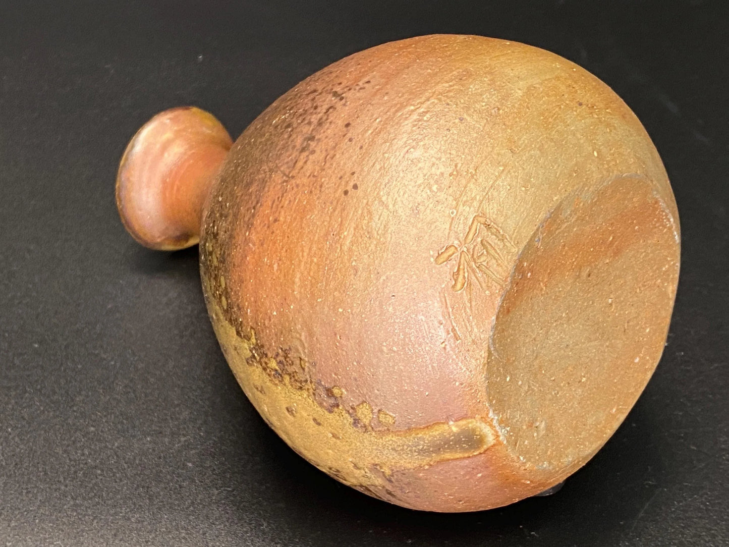 Hatsu Kintsugi Bizen Ware Tokkuri Signed