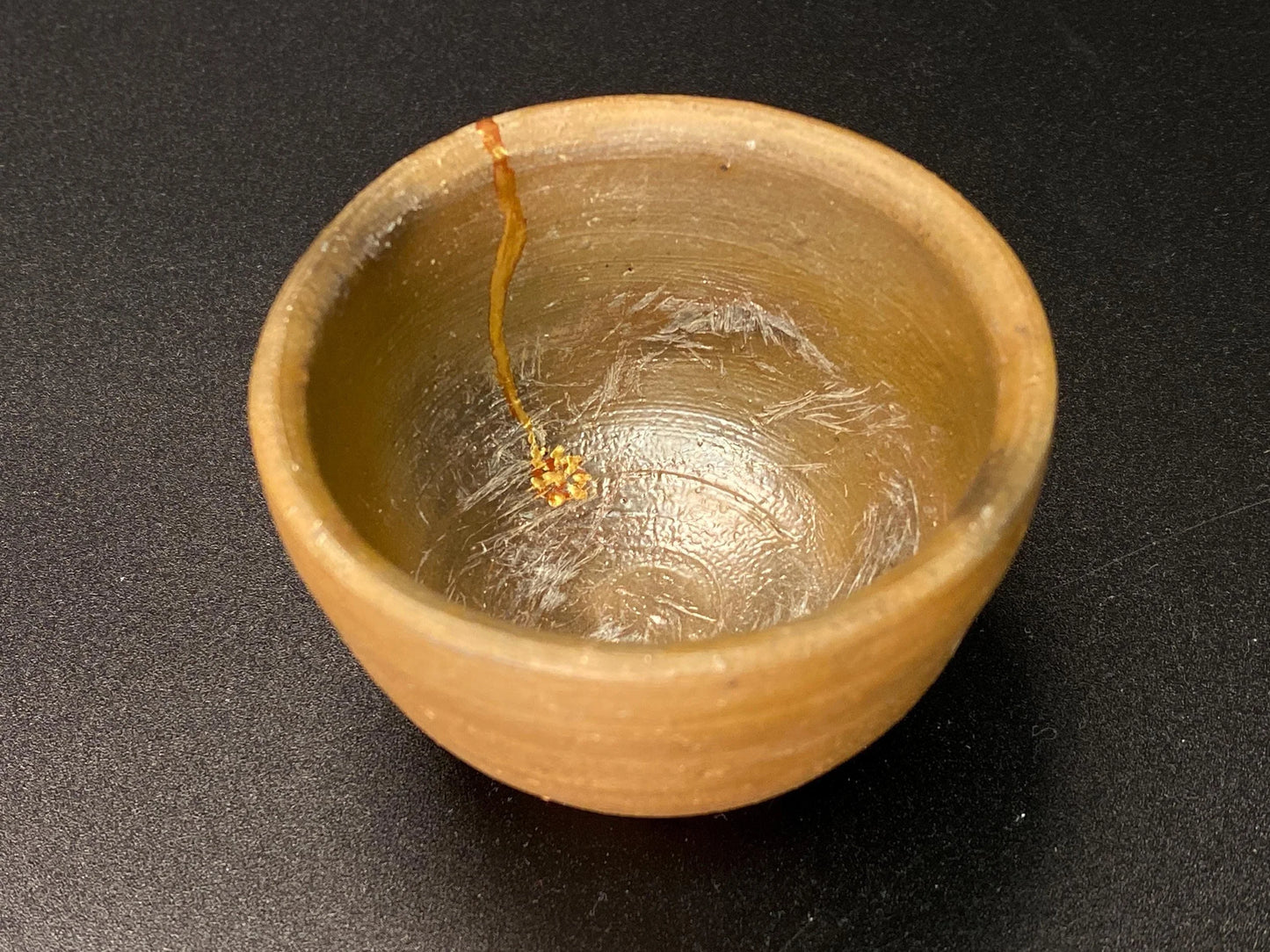 Bizen Ware real 25k gold Kintsugi Tea Cup signed, Japanese Ceramic Gold Repair sake cup, Vintage Art